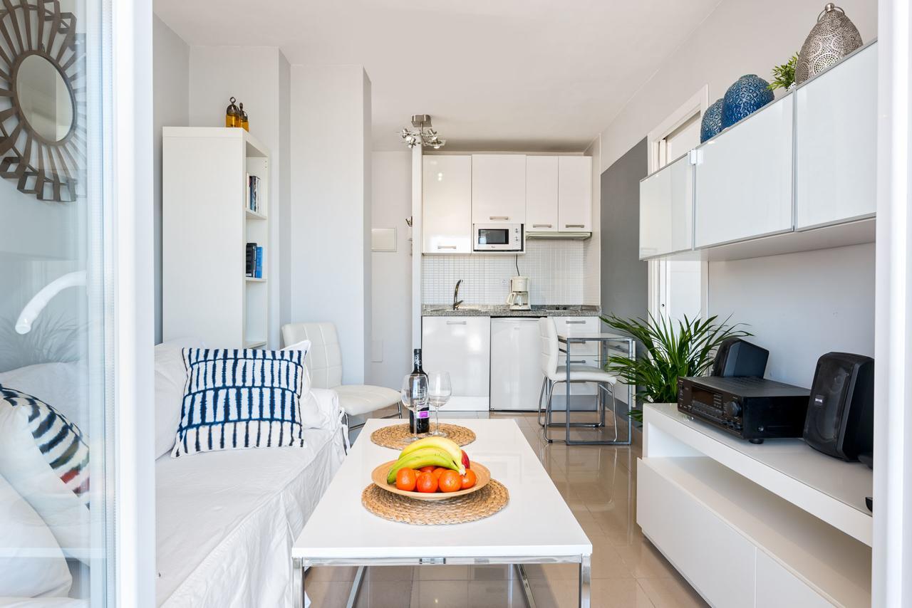 Susana Beach Apartment In Malaga By Solaga Holiday Homes Exterior foto